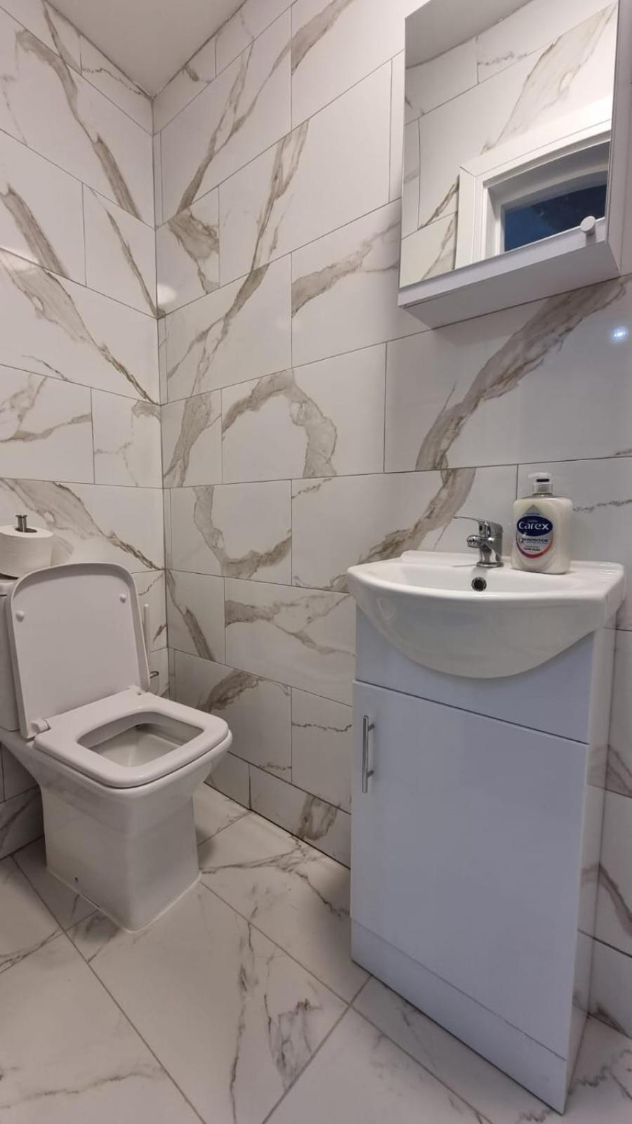 Brand New Flat Close To Turnpike Lane Tube Station London Exteriör bild