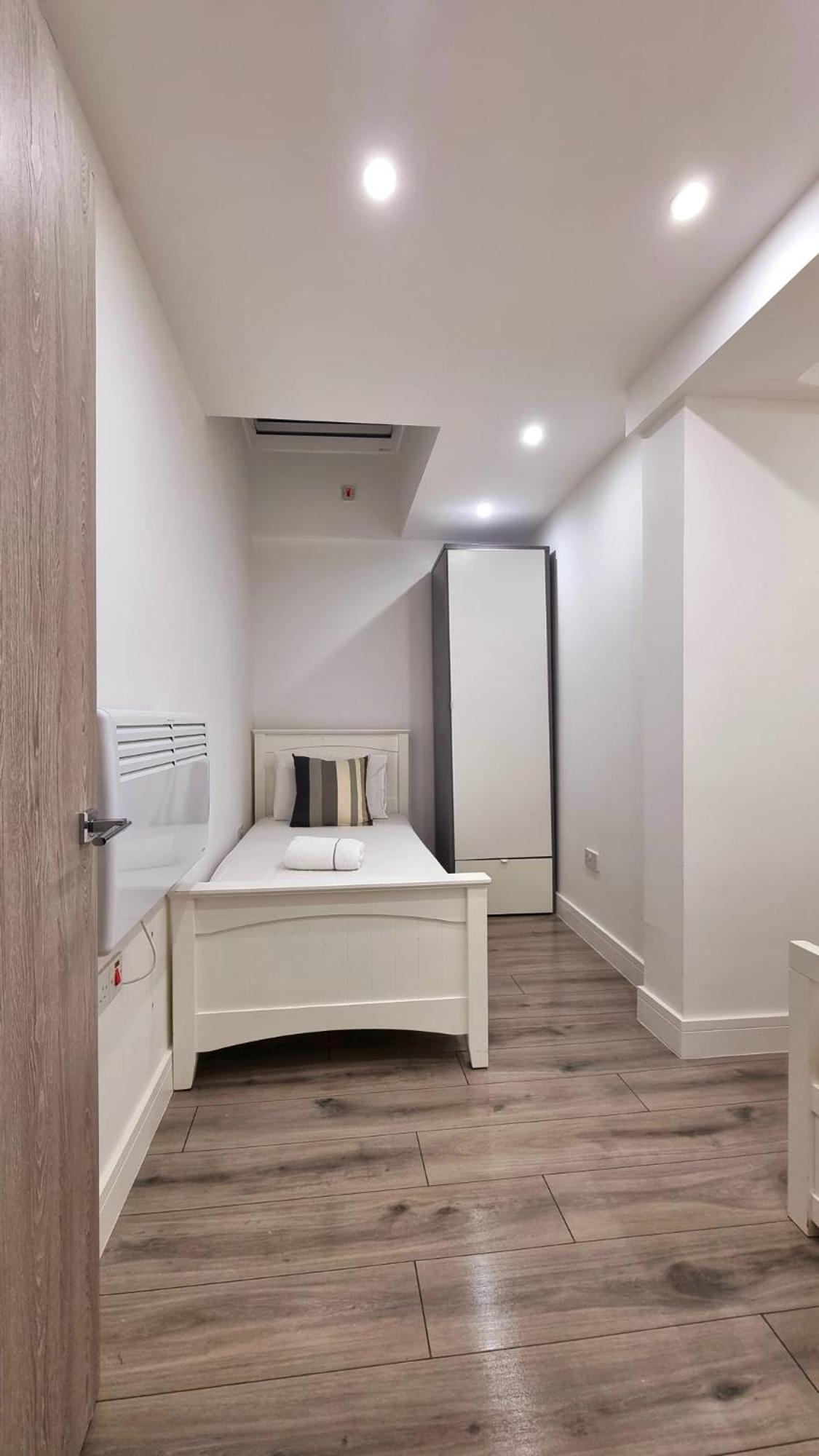 Brand New Flat Close To Turnpike Lane Tube Station London Exteriör bild