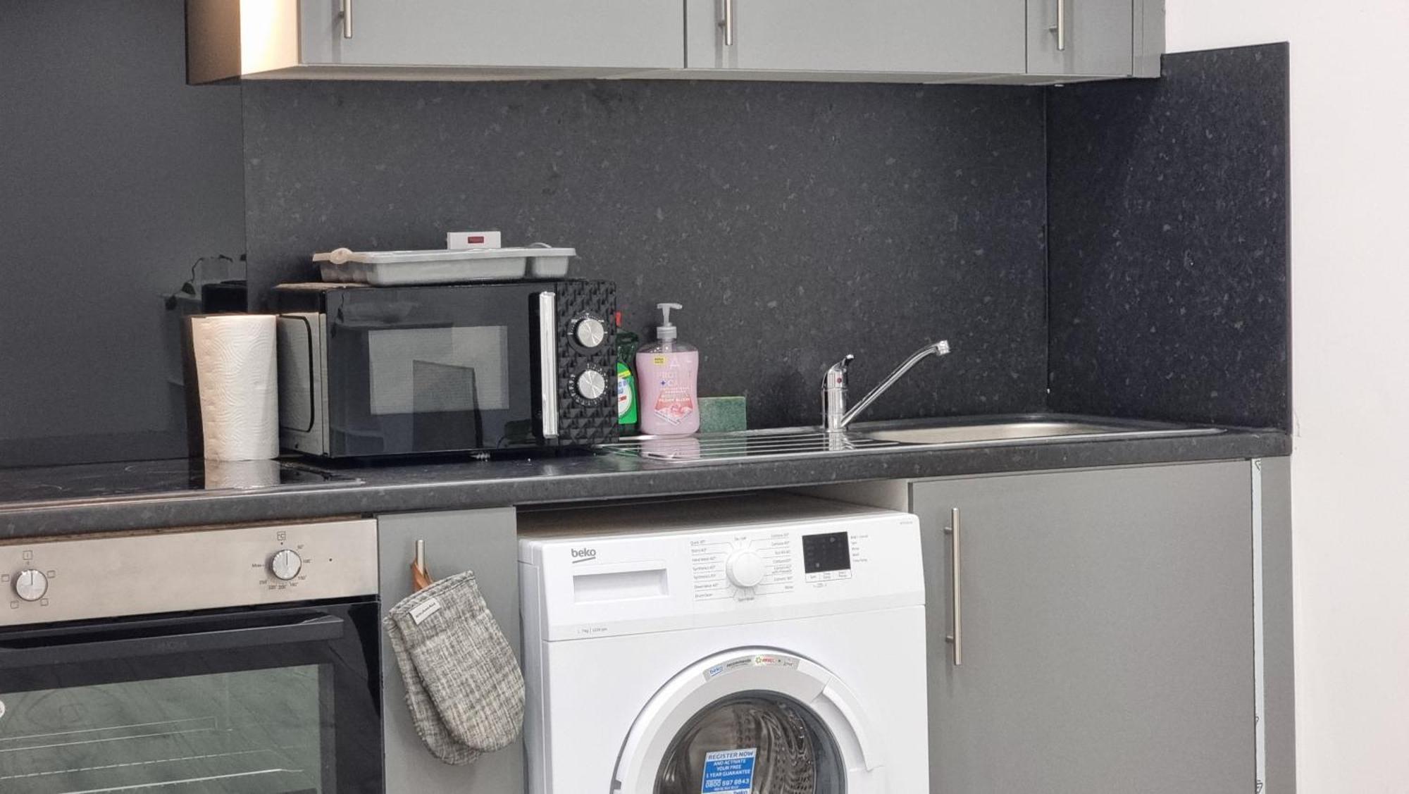 Brand New Flat Close To Turnpike Lane Tube Station London Exteriör bild